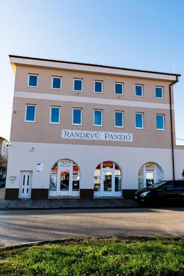 Randevu Panzio Bed & Breakfast โชพรอน ภายนอก รูปภาพ